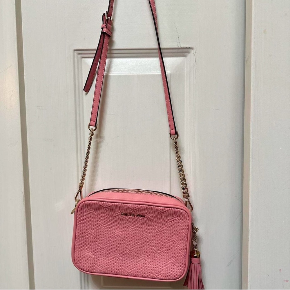 Michale Kors pink crossbody purse